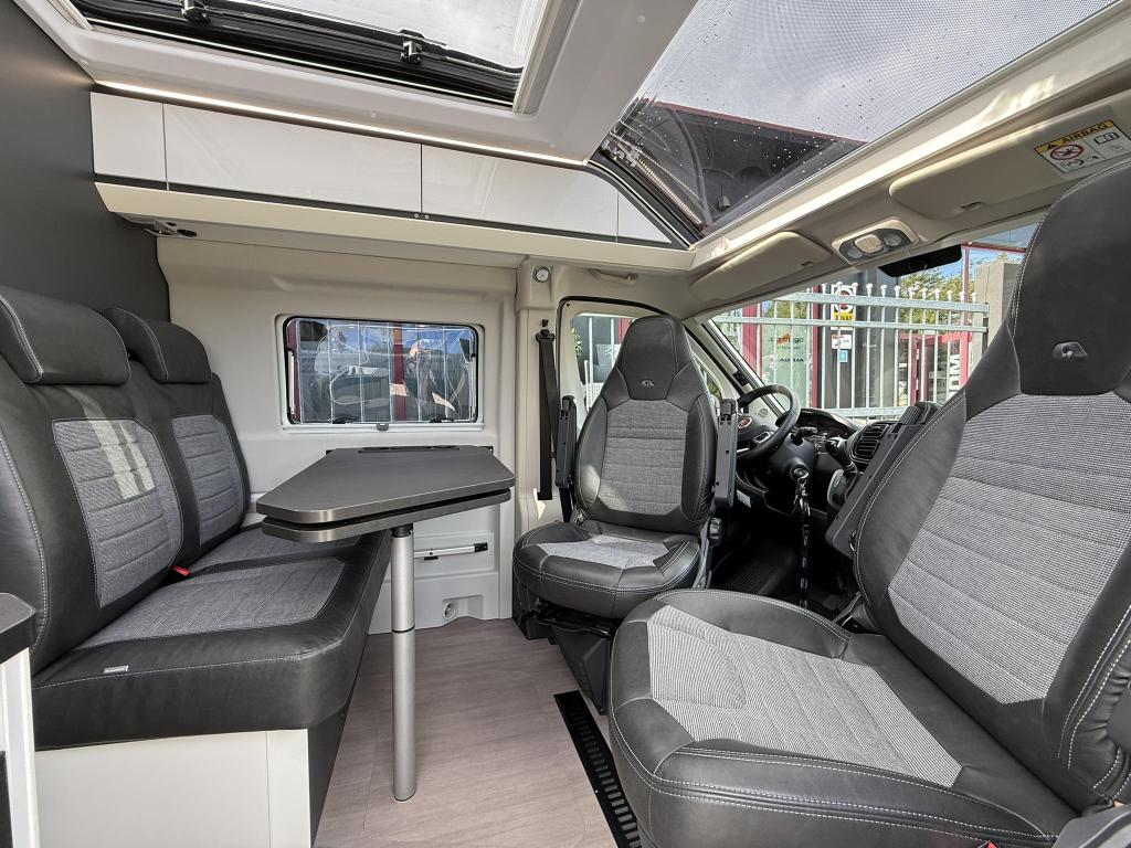 Adria Twin Supreme 640 SLB Buscamper|Lengtebedden|Automaat, Caravans en Kamperen, Campers, Automaat, Adria Mobil, Fiat, Tot en met 2