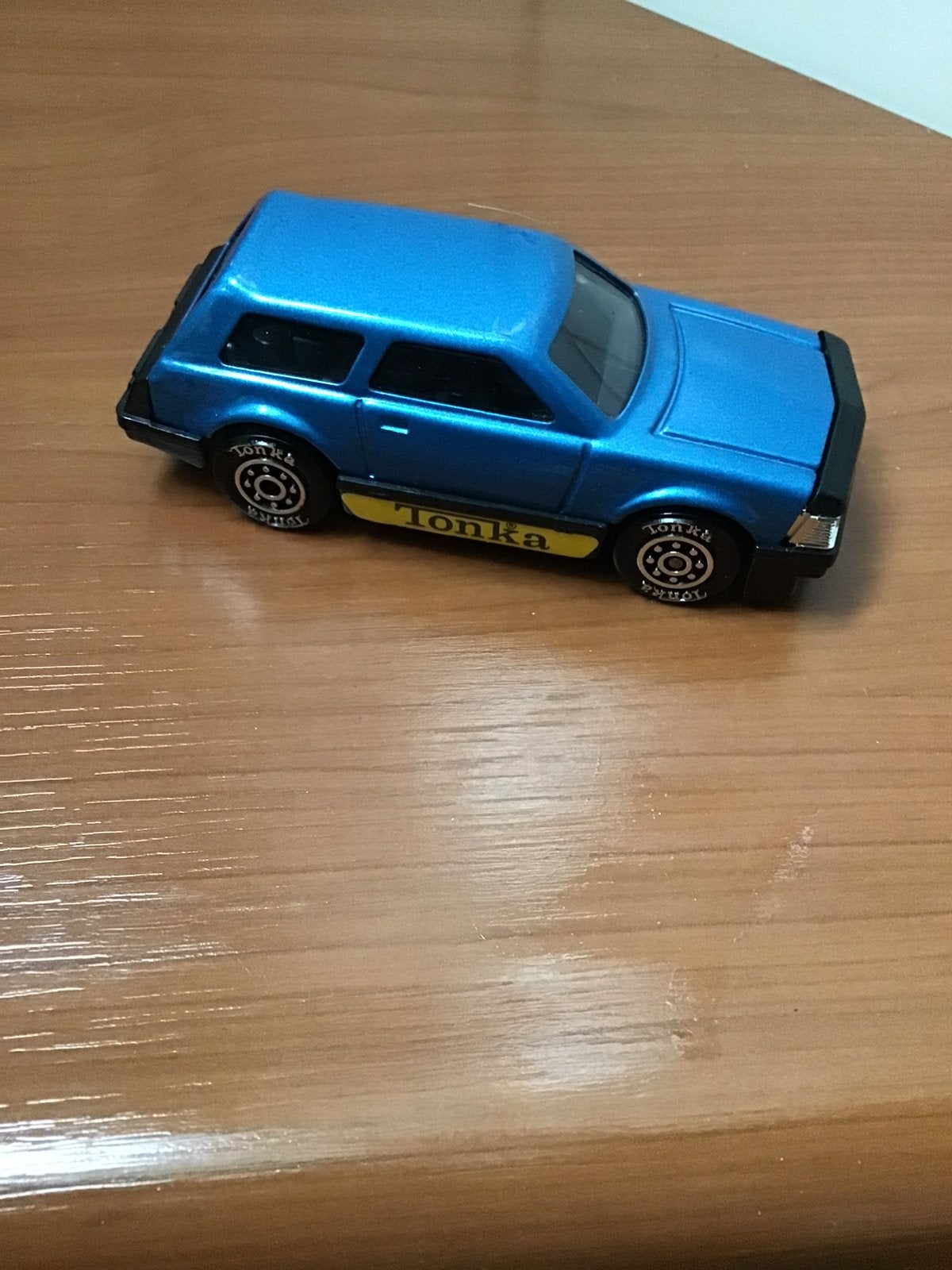 Vintage Tonka auto. Jaren 80, Kinderen en Baby's, Ophalen of Verzenden, Zo goed als nieuw