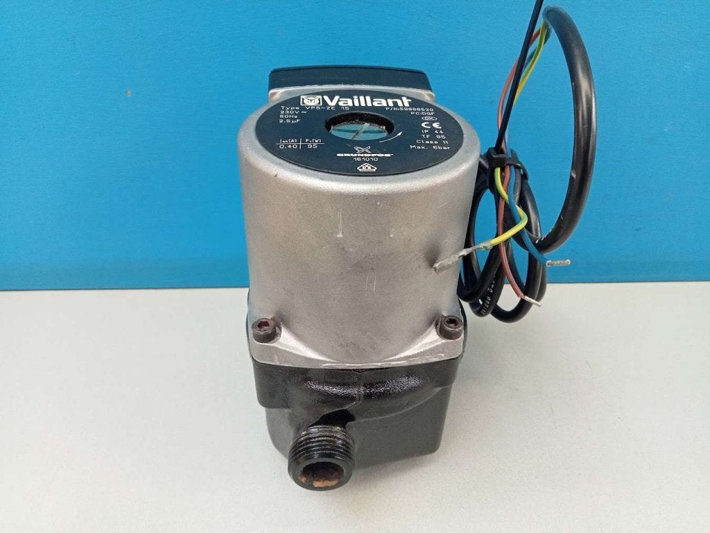 Cv pomp Vaillant Solide VHR 18-22/24-28 (Grundfos) VP5-ZE 15, Niet ingevuld, Gebruikt, Cv-ketel of Combi-ketel, Niet ingevuld