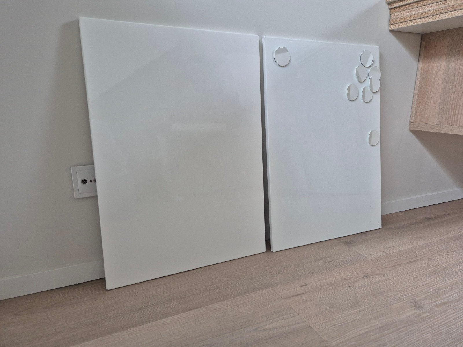 Ikea SVENSÅS 2x magneetbord wit 40x60 cm met magneten, Ophalen, Gebruikt, Magneetbord