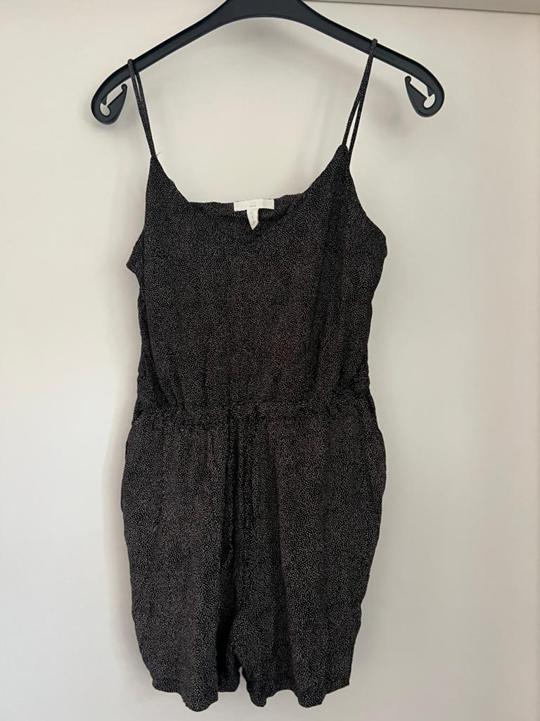H&M playsuit zwart met witte stip maat S, Ophalen of Verzenden, Zo goed als nieuw, Maat 38/40 (M), Zwart