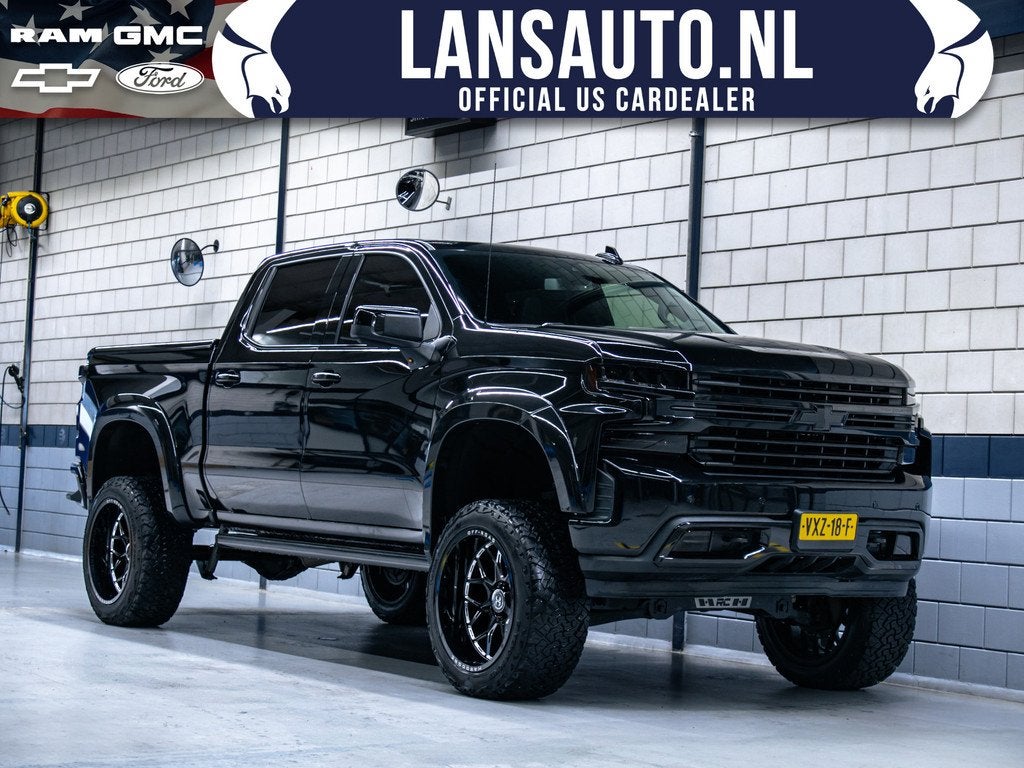 Chevrolet Silverado High Country 3.0L Duramax | 6" Liftkit |, Auto's, 2489 kg, Zwart, Leder, Diesel