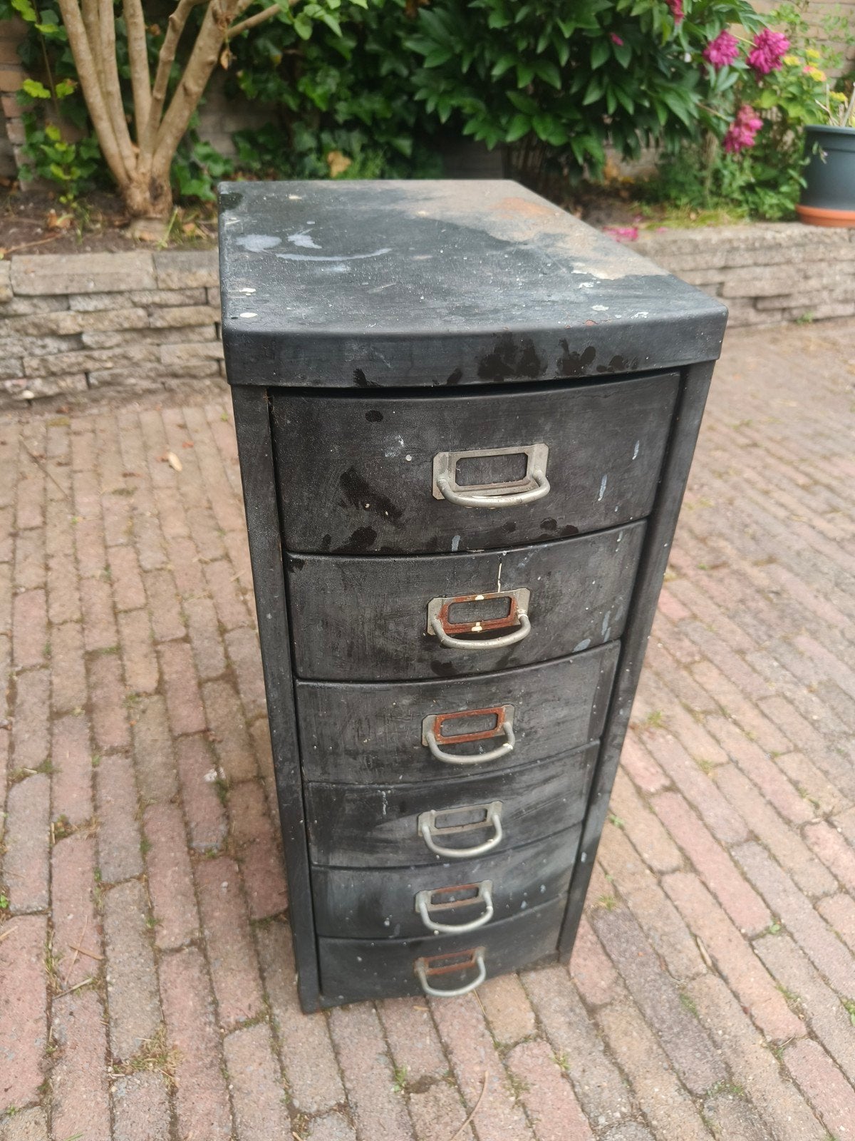 Zwartmetalen ladekast met 6 laden, inclusief 90 boren/bits, Huis en Inrichting, Kasten | Dressoirs, Minder dan 50 cm, Gebruikt