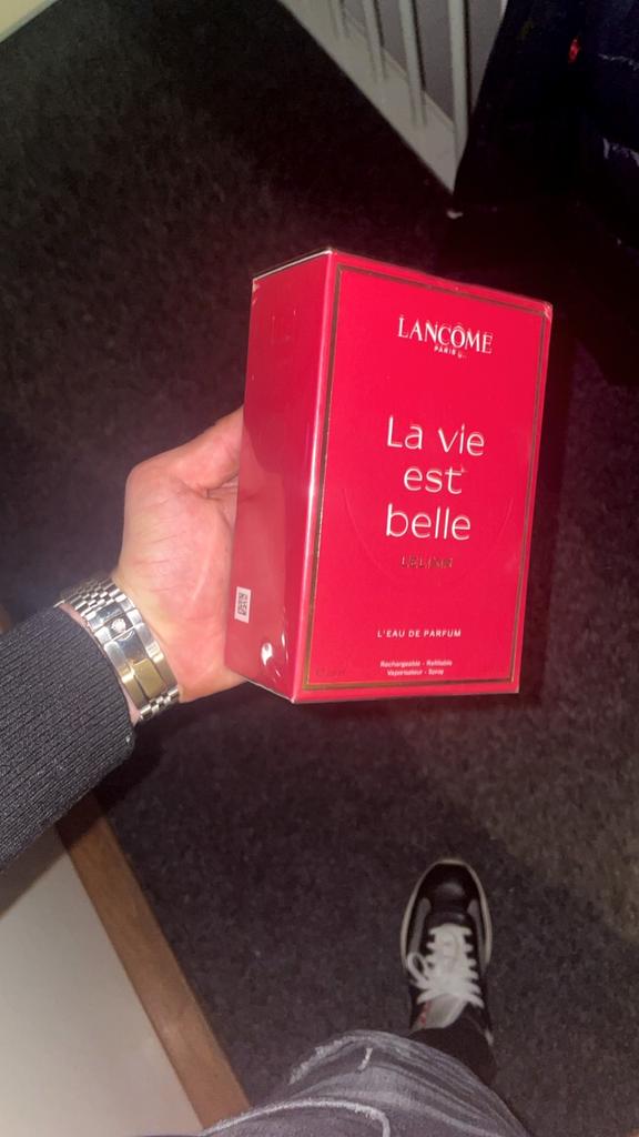 La vie est belle, Sieraden, Tassen en Uiterlijk, Uiterlijk | Parfum, Ophalen of Verzenden, Zo goed als nieuw