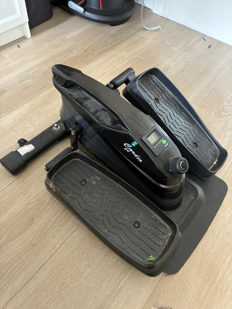 Fietsappataat voor onder bureau - actief werken, Ophalen, Zo goed als nieuw