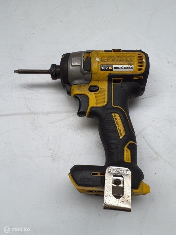 DeWalt slagschroefmachine DCF887, Gebruikt