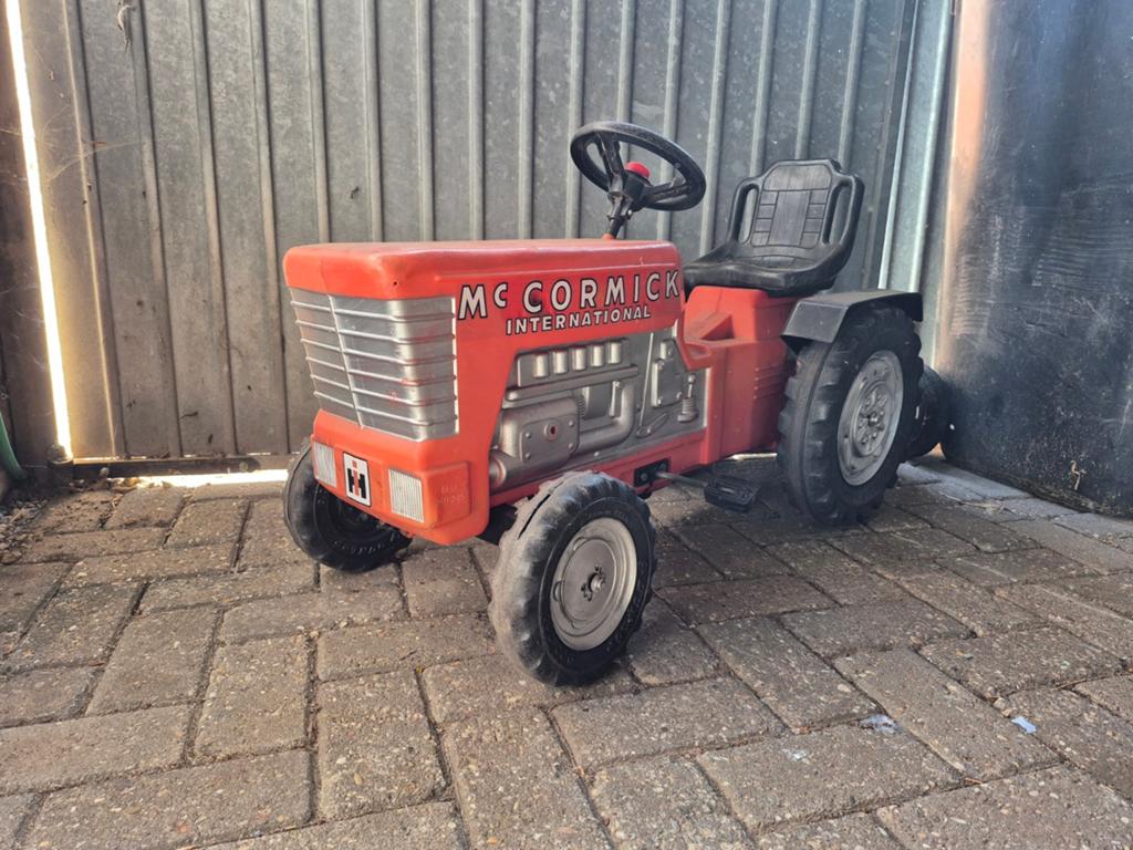 Oude Traptractor, Verzenden