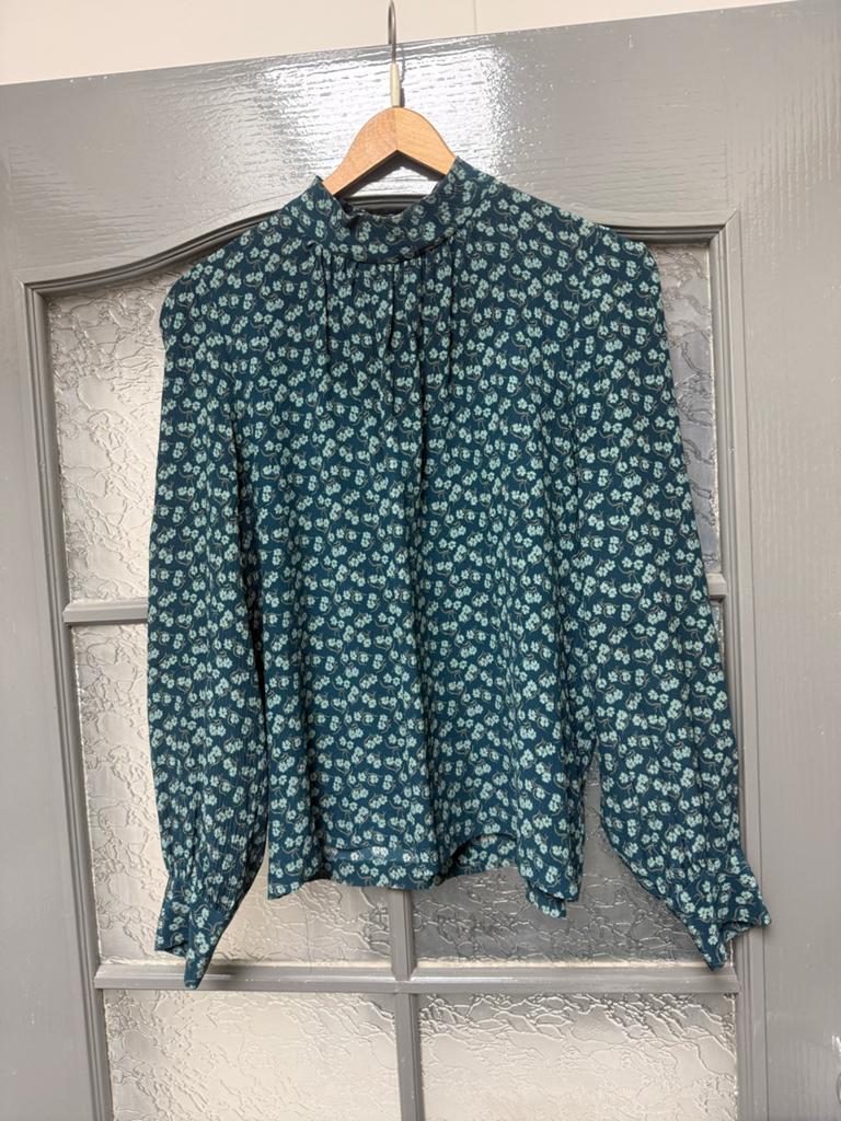 Masscob Blouse met Bloemenprint - Maat l, Kleding | Dames, Blouses en Tunieken, Ophalen of Verzenden, Zo goed als nieuw, Maat 38/40 (M)