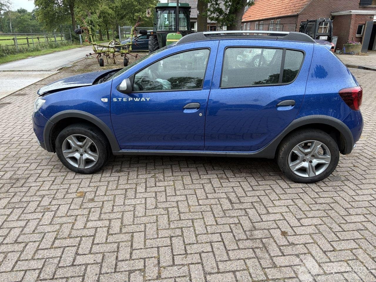 Dacia Sandero 0.9 STEPWAY (bj 2020, automaat), Auto diversen, Schadeauto's, 898 cc, Renault Deutschland AG, Blauw, Peter-Huppertz-Straße 5 ,51063, Köln, Deutschland