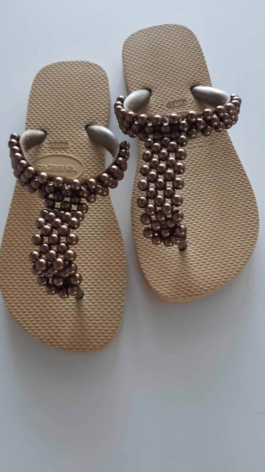 nieuwe exclusieve Havaianas maat 37/38, Kleding | Dames, Slippers, Beige, Nieuw, Ophalen of Verzenden