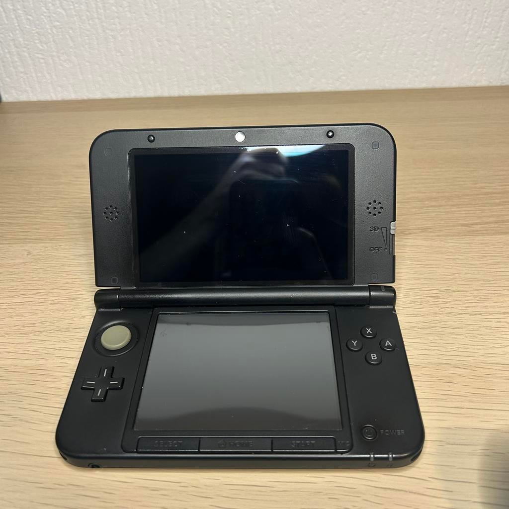 Nintendo 3DS LL Silver x Black - Japanese Import - Tested, Spelcomputers en Games, Spelcomputers | Nintendo 2DS en 3DS, Zo goed als nieuw