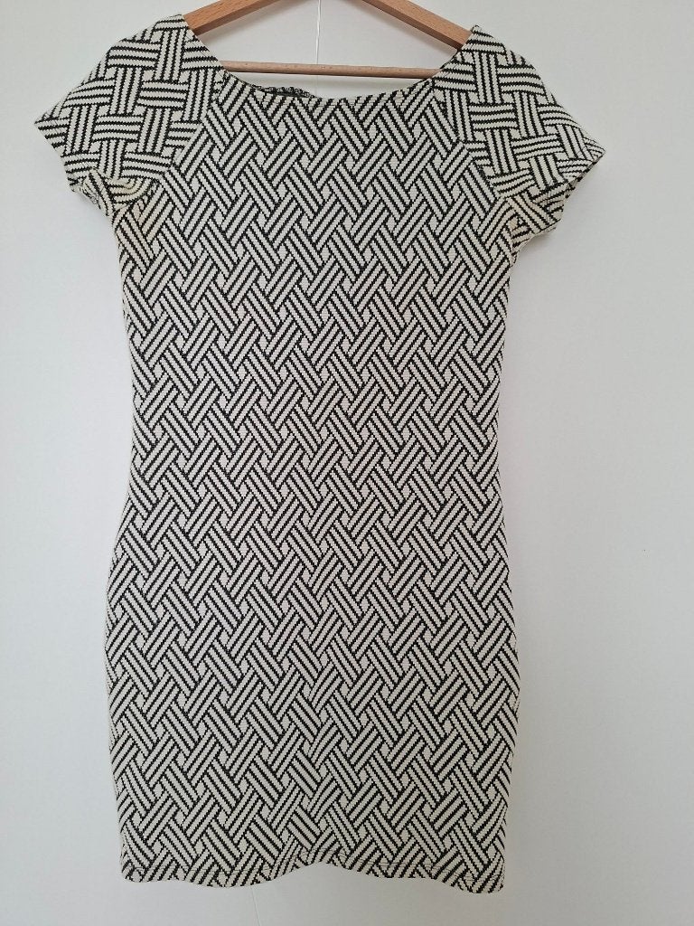 zomerjurk, Ophalen, Overige kleuren, Maat 36 (S), Boven de knie