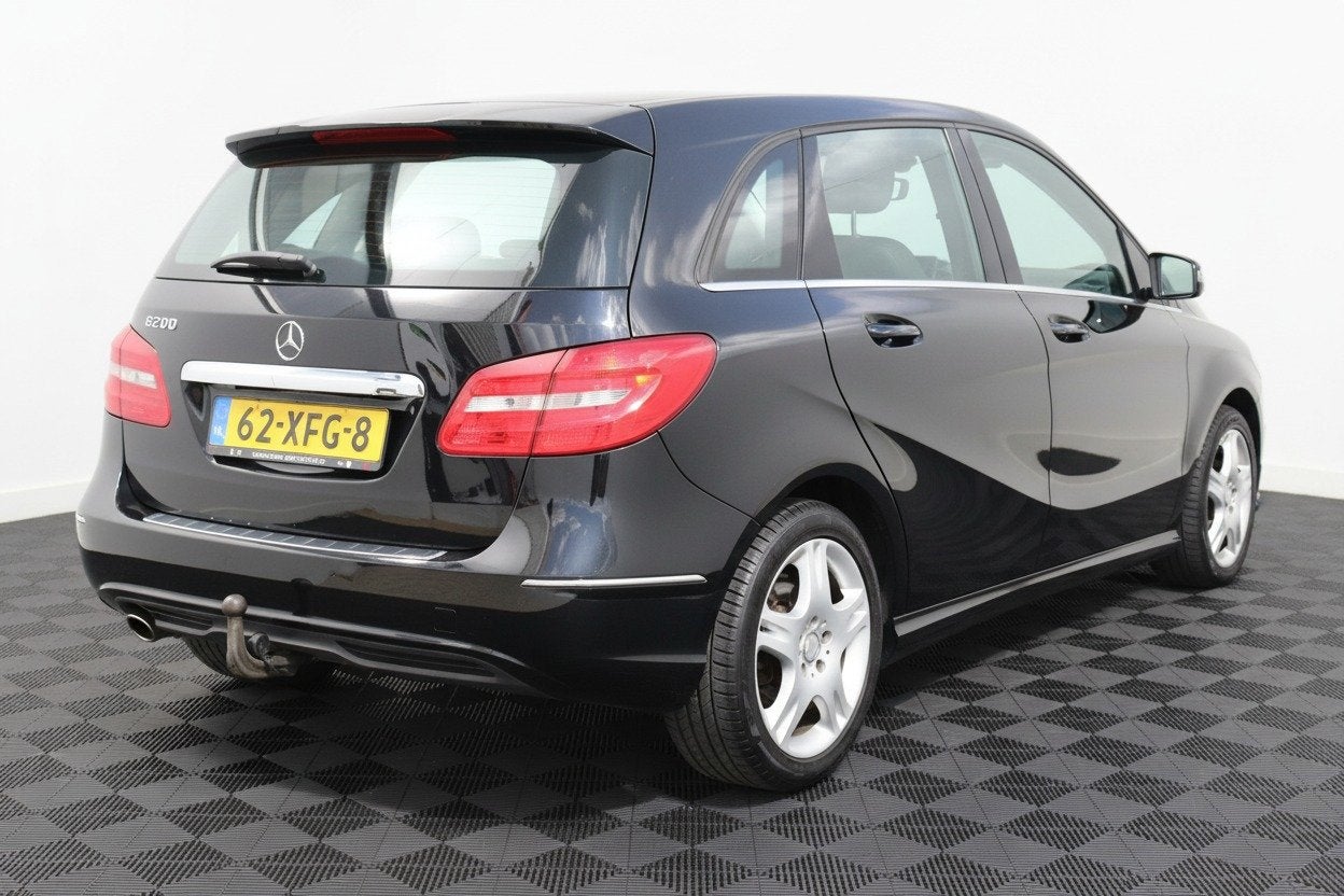 Mercedes-Benz B-klasse 200 CRUISE I ELEKTRISCH TREKHAAK I NA, Voorwielaandrijving, Euro 5, Stof, Gebruikt
