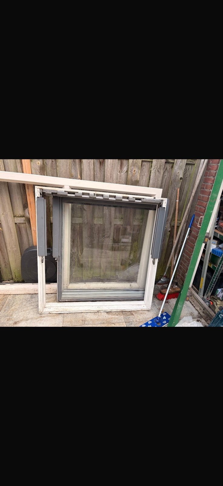 VELUX dakraam GGL SK06 met goudstukken en bevestiging, Doe-het-zelf en Verbouw, Ophalen, Gebruikt, 80 tot 120 cm, 120 tot 160 cm