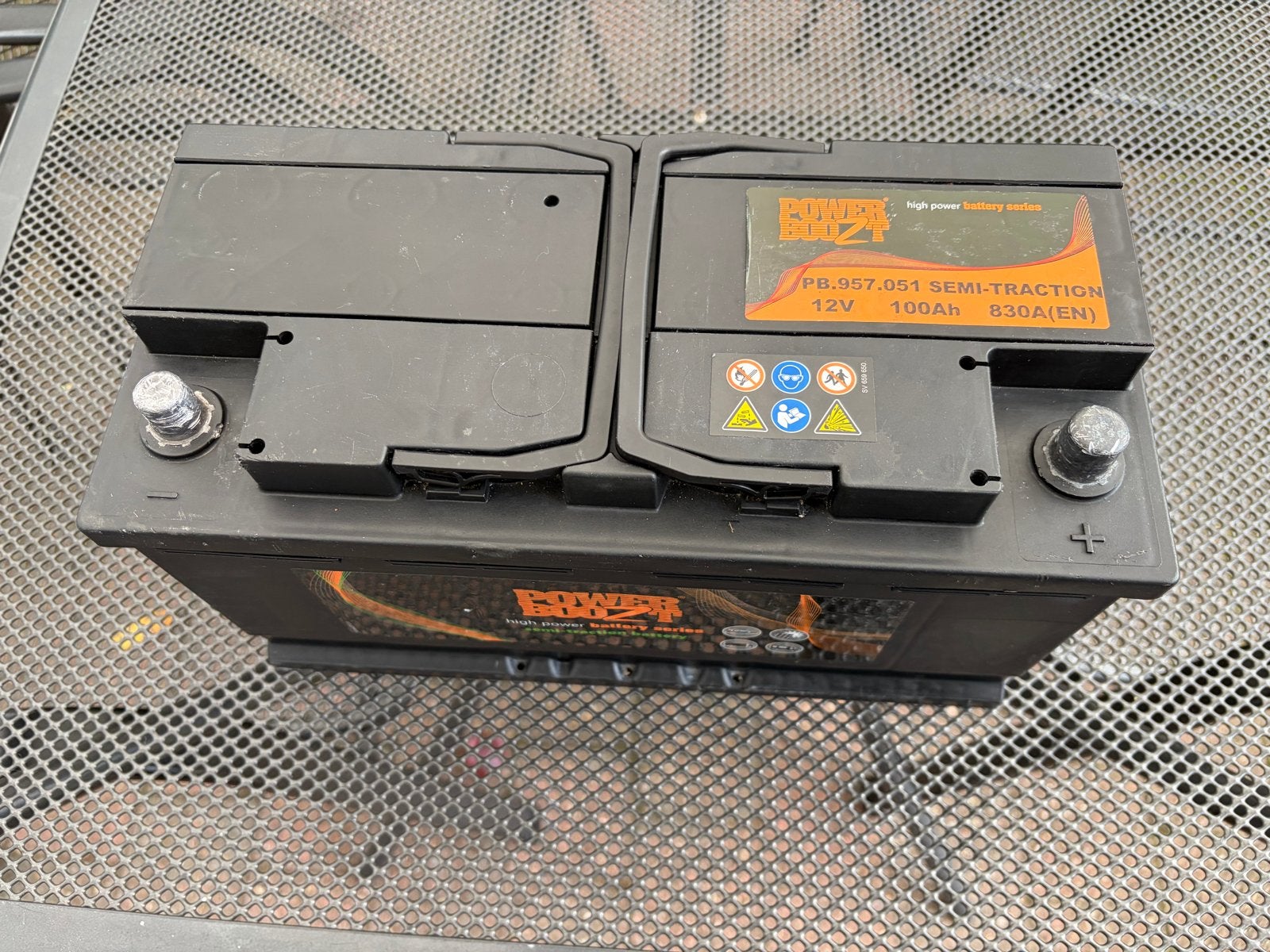 Powerboozt Semi-Tractie Accu 100Ah (Maart 2023), Gebruikt