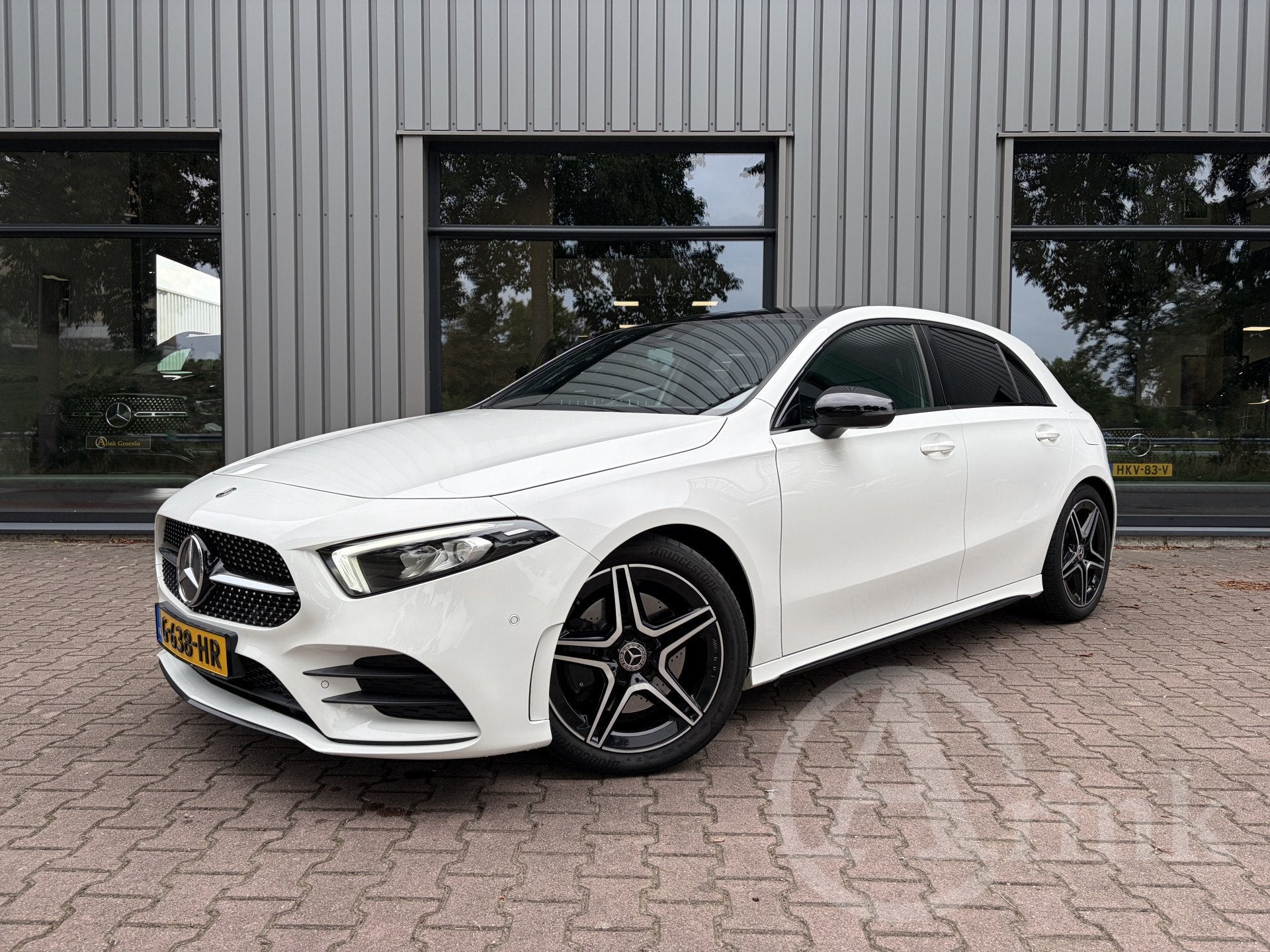 Mercedes-Benz A-Klasse 220 Launch Edition AMG, Trekhaak, Par, 12 maanden, Stof, Gebruikt, Wit