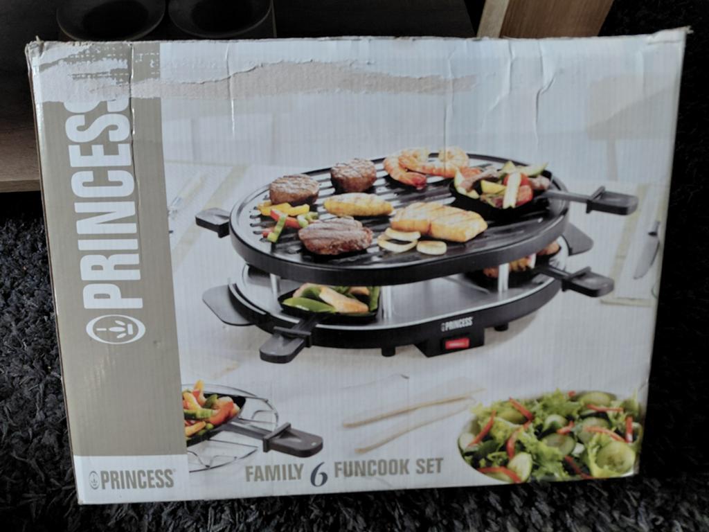 Gourmet stel van princess, Ophalen