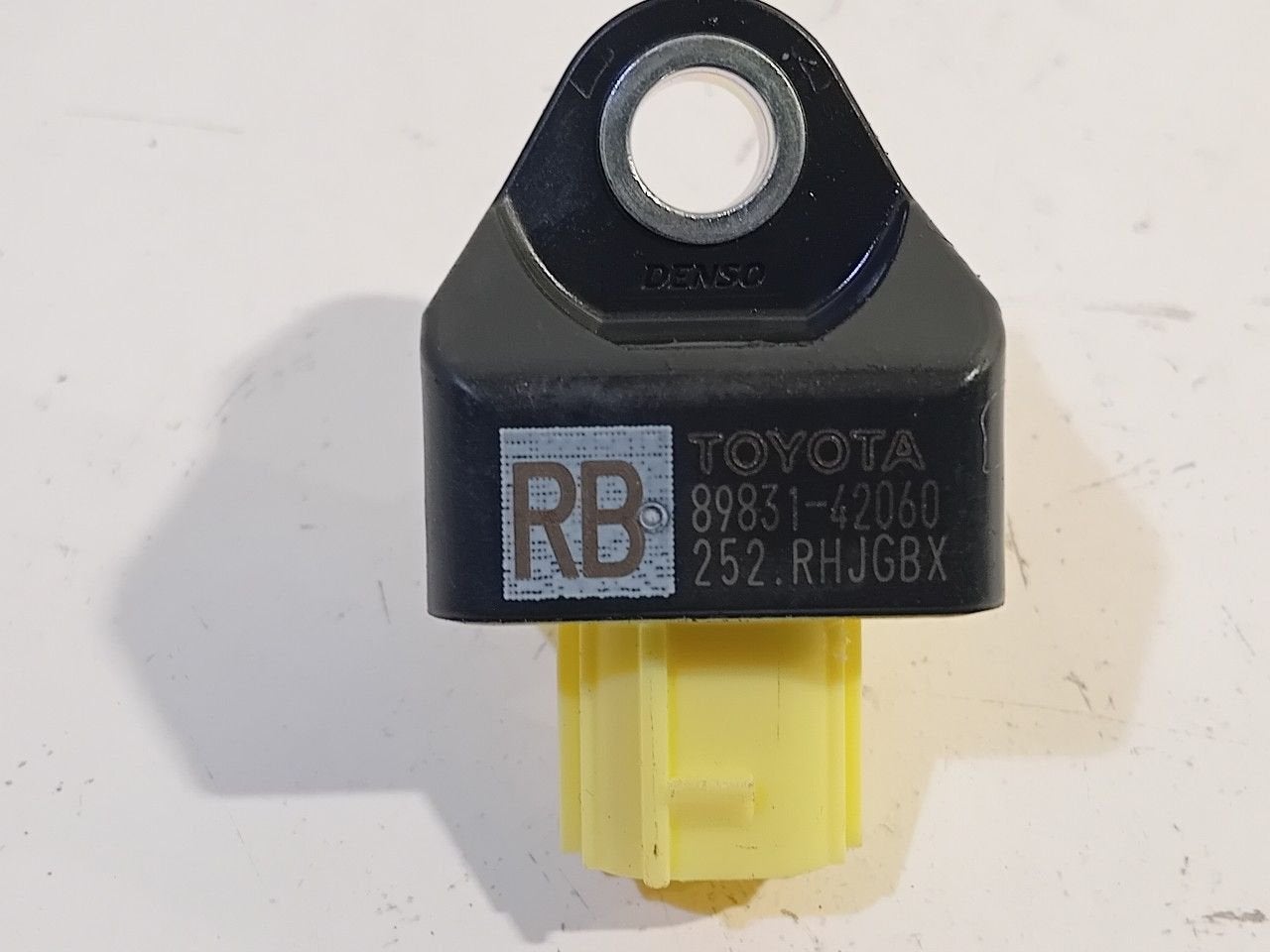 Sensor Lexus ES, Onderdelen@venauto.nl, Van der Ven Autorecycling B.V., Gebruikt, Ettenseweg 76, 4706 PB Roosendaal, The Netherlands