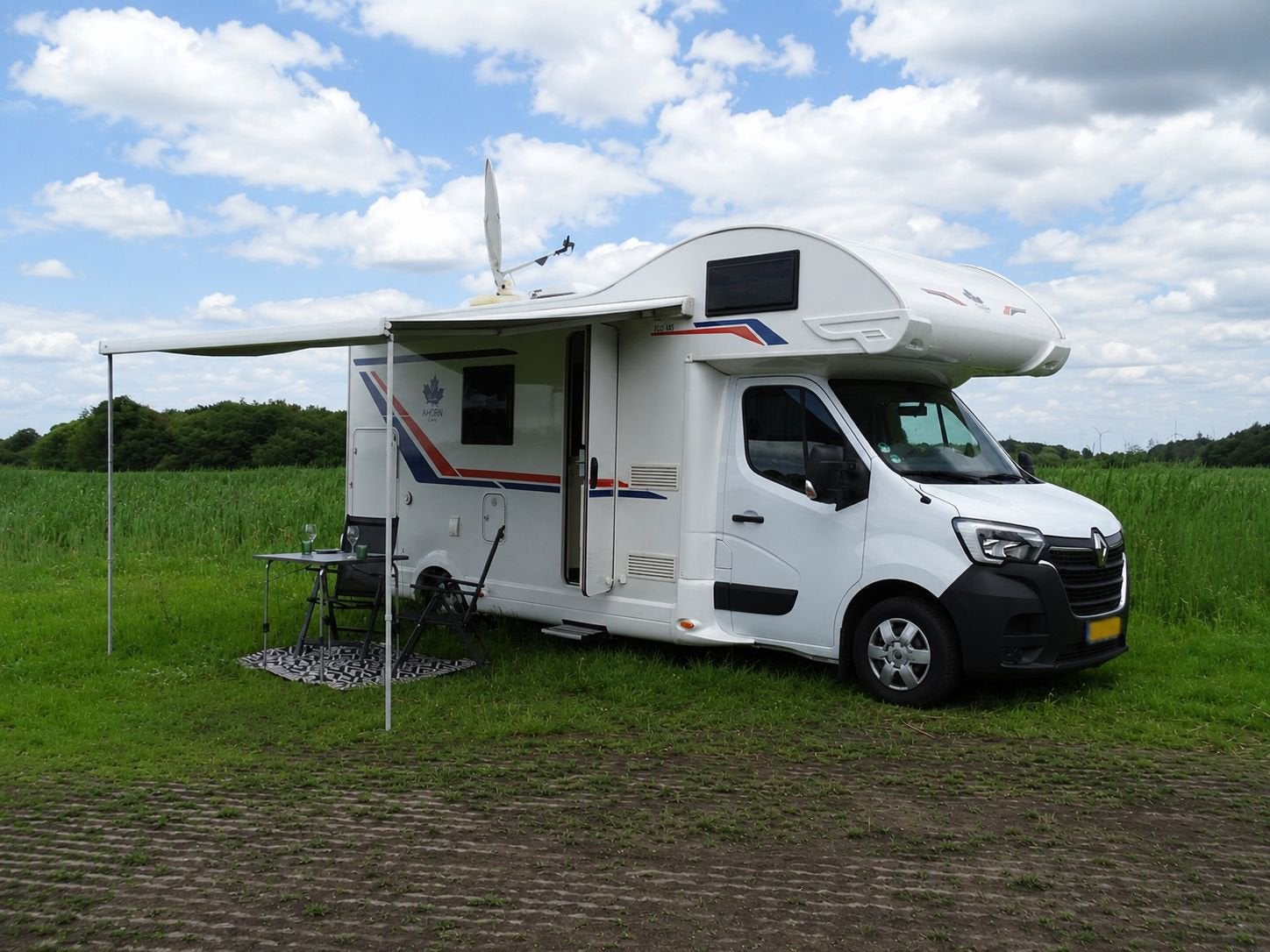 Familiecamper Ahorn - 6 Persoons + AIRCO, Caravans en Kamperen