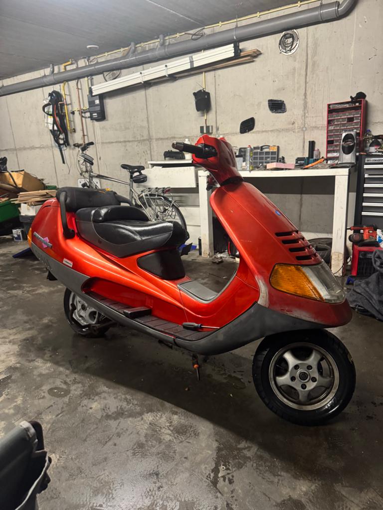 Piaggio Hexagon 125cc, Ophalen, Gebruikt, Overige typen, Piaggio