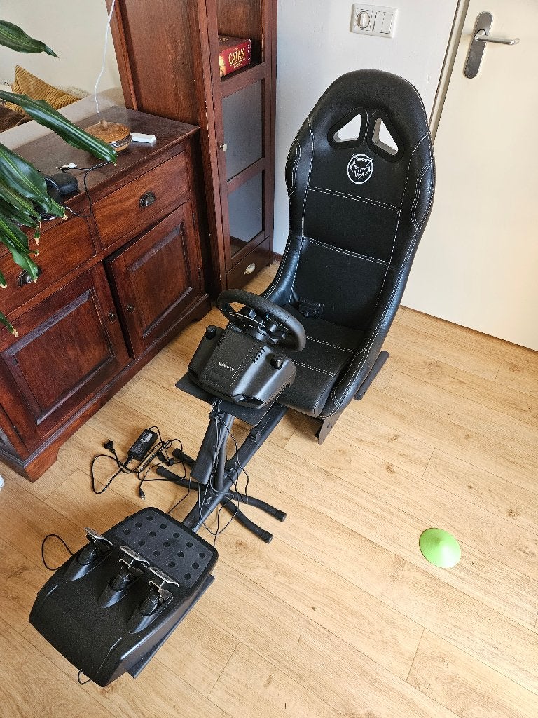 Logitech G29 incl. Playseat, Ophalen, Racestuur, Force feedback, Zo goed als nieuw