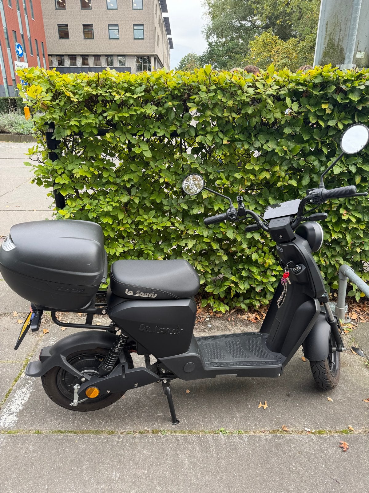 La Souris K1 elektrische scooter, Fietsen en Brommers, Ophalen, Zo goed als nieuw, Elektrisch, Overige merken