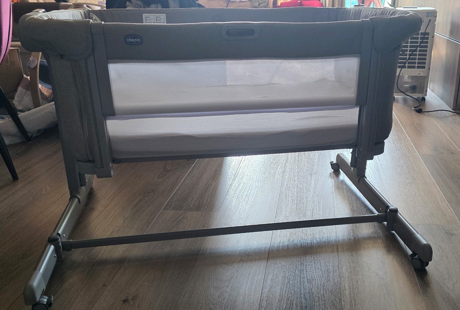 Co-sleeper, Chicco Next2Me Magic Evo, beige, Kinderen en Baby's, Babywiegjes en Ledikanten, Ophalen, Zo goed als nieuw, Wieg