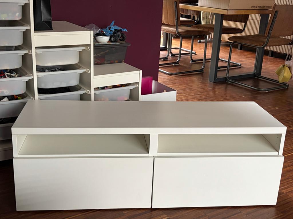Wit Ikea Besta TV-meubel met lades en open vakken, Ophalen, Gebruikt, 100 tot 150 cm, Minder dan 100 cm