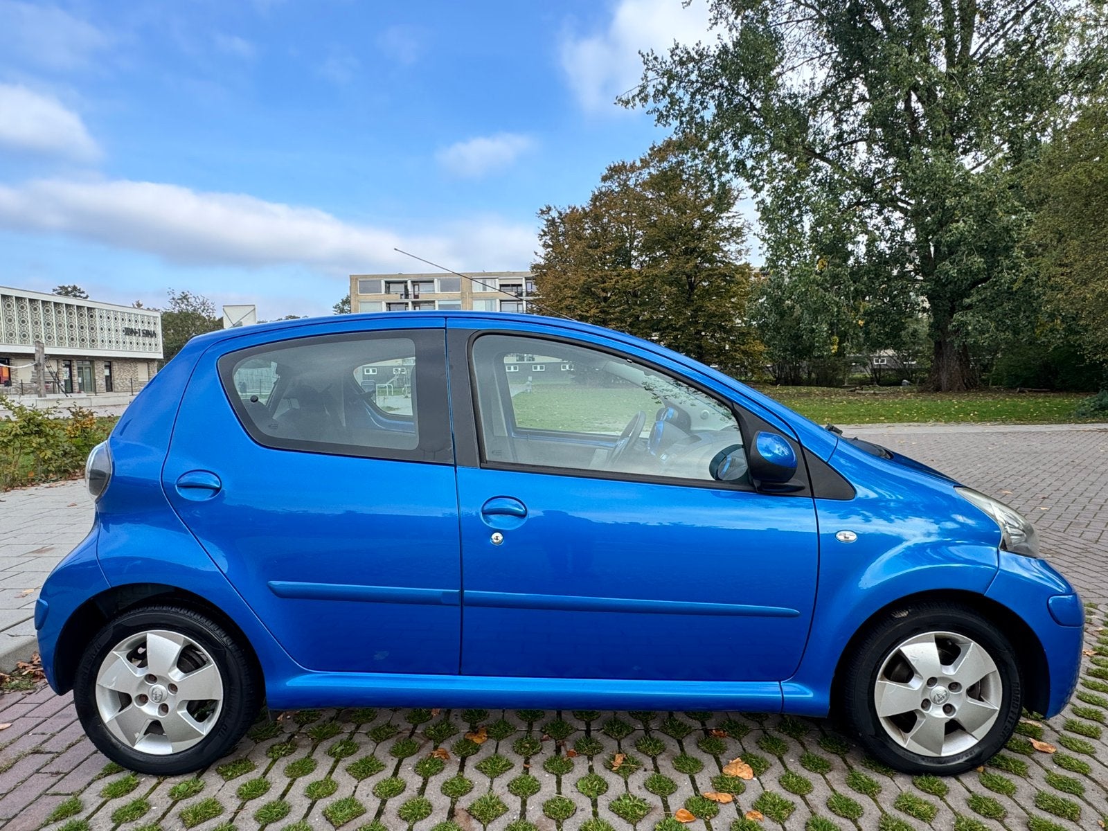 Toyota Aygo 2009| 5DRS | AİRCO | E-RAMEN | STALEN VELG| NAP|, Auto's, Voorwielaandrijving, 68 pk, Origineel Nederlands, Handgeschakeld