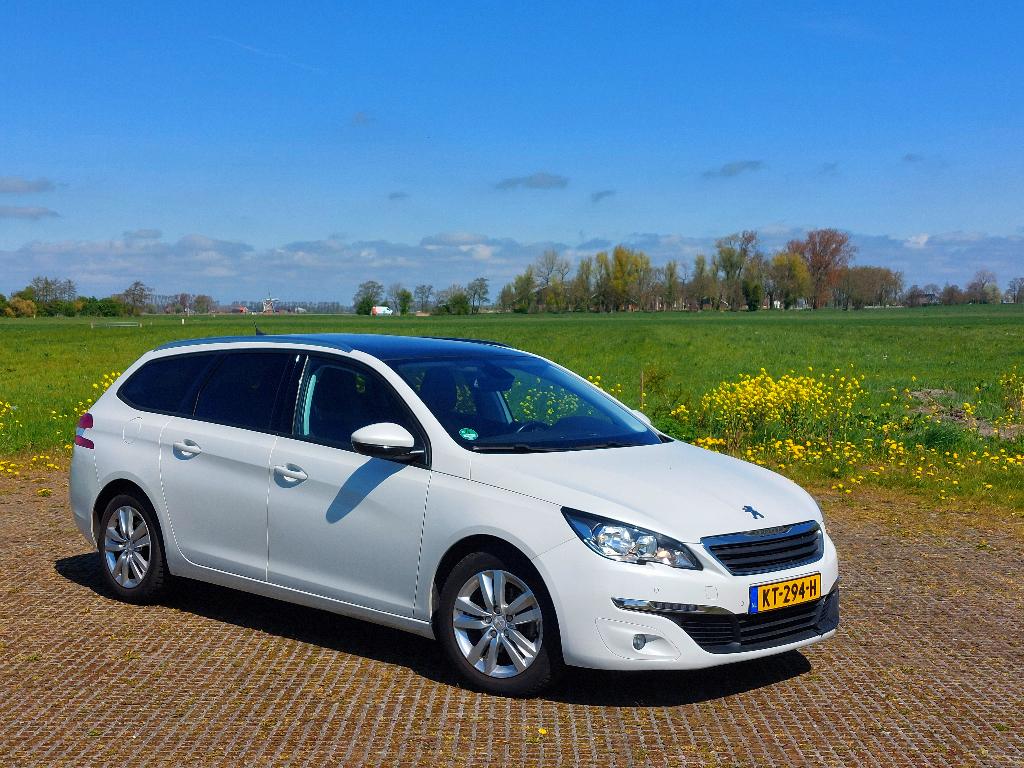 Peugeot 308 1.6 E-hdi 88 KW SW 2016 Wit, Auto's, Voorwielaandrijving, Stof, 4 cilinders, Wit