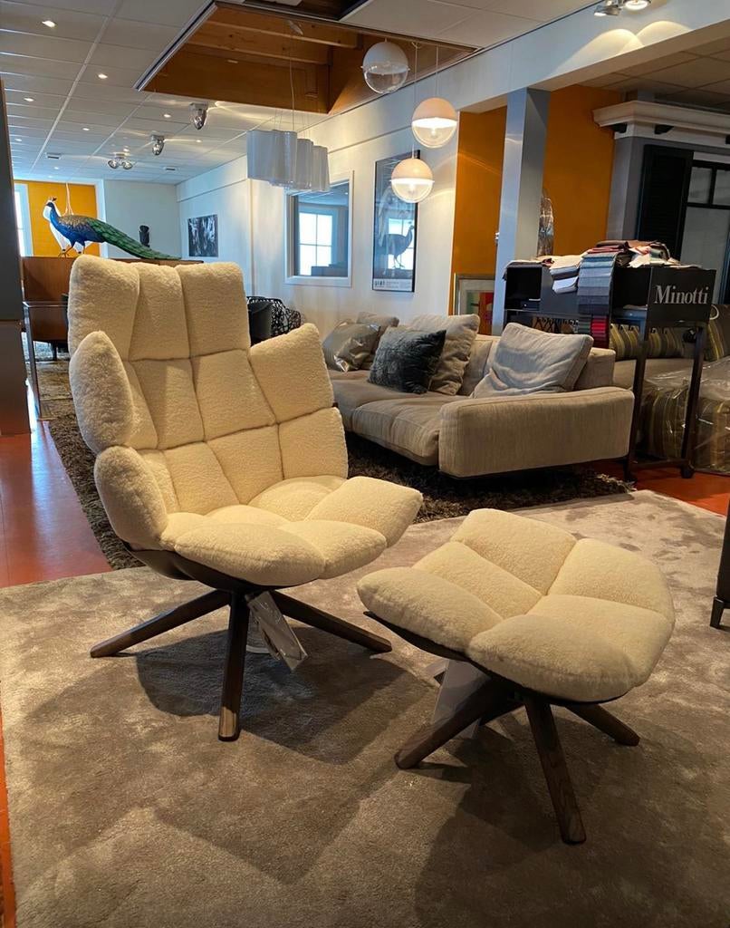 B&B Italia Husk lounge chair + ottoman pouf teddy stof Wol, Huis en Inrichting, Info@micheldethouars.nl, Bb italia, Zo goed als nieuw