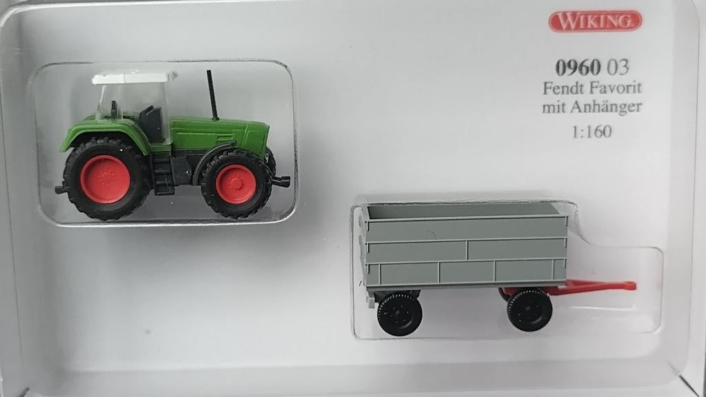 Fendt Favorit met grijze aanhanger 1:160 N Spoor Wiking Pol, Tractor of Landbouw, Ophalen of Verzenden, Wiking@wiking.de, Unter den Eichen 8 Berlin Germany
