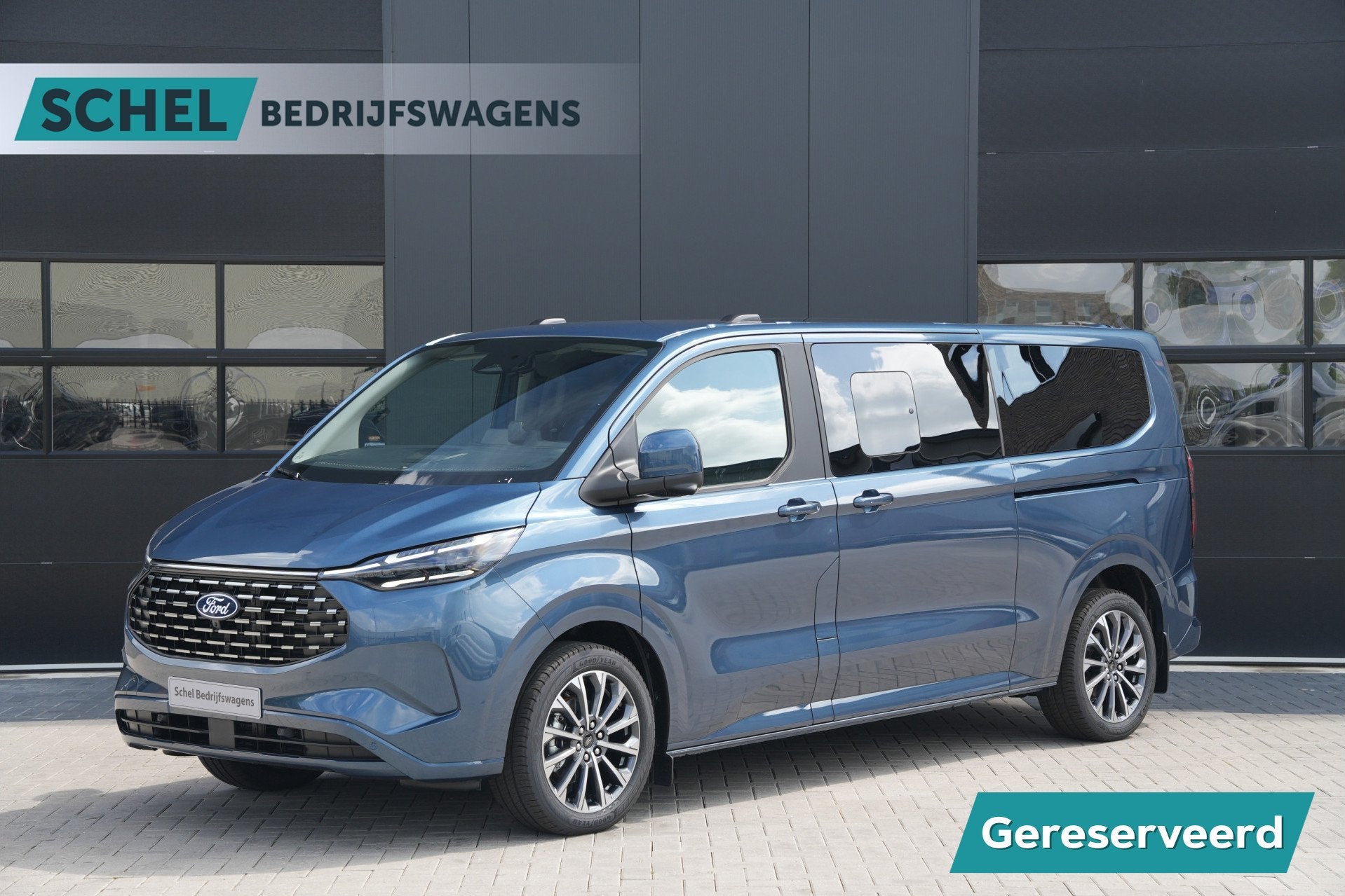Ford Tourneo Custom 340 2.5 PHEV L2H1 Titanium X 232pk | ACC, Auto's, Ford, 232 pk, 1850 kg, Blauw, Automatische klimaatregeling