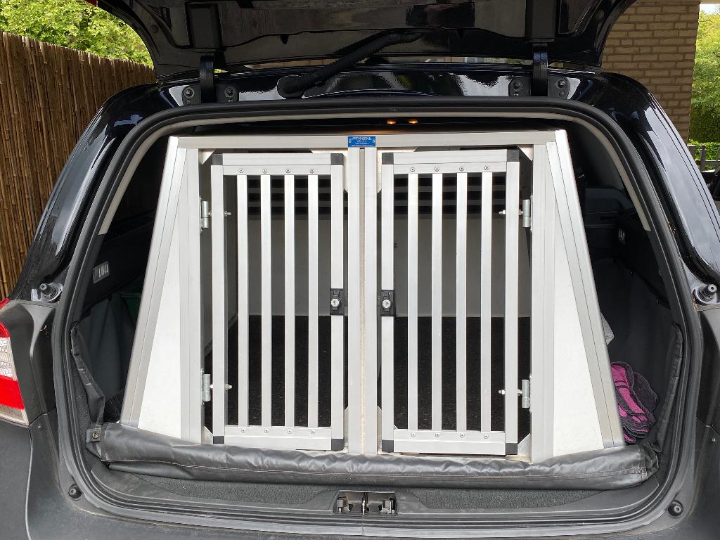 WT-Metall dubbele autobox voor veilig hondentransport, Auto diversen, Hondenrekken, Zo goed als nieuw, Ophalen