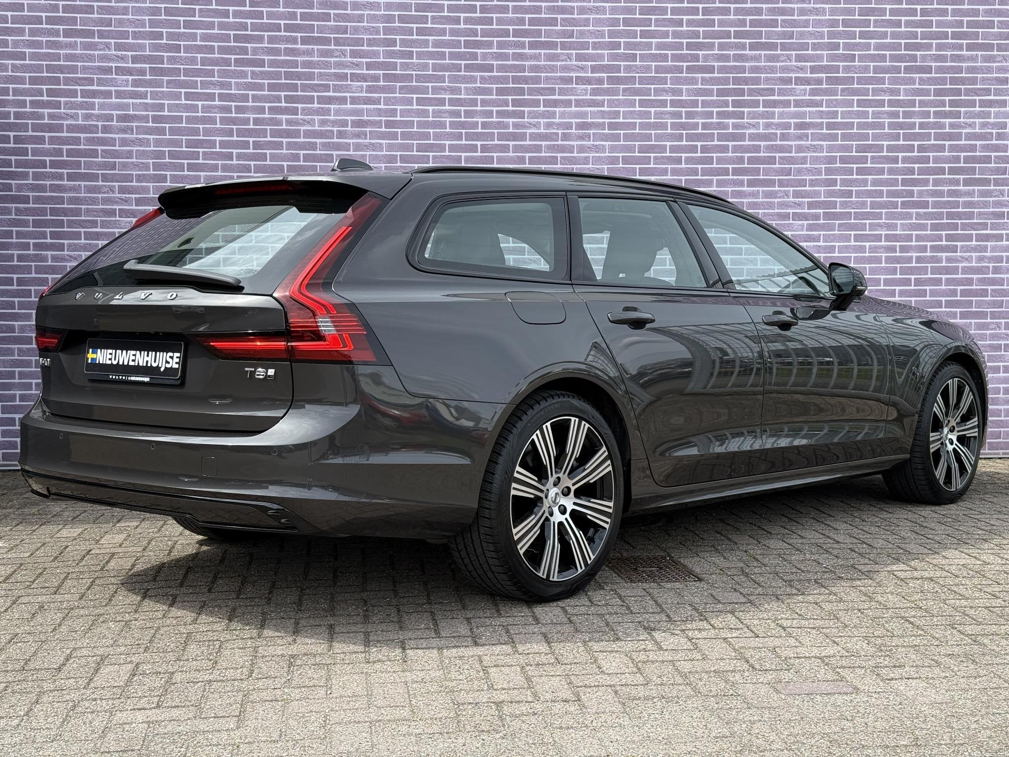 Volvo V90 2.0 T8 Plug-in hybrid AWD Ultra Dark | SOH:100% |, Auto's, Automaat, Euro 6, 4 cilinders, 1969 cc