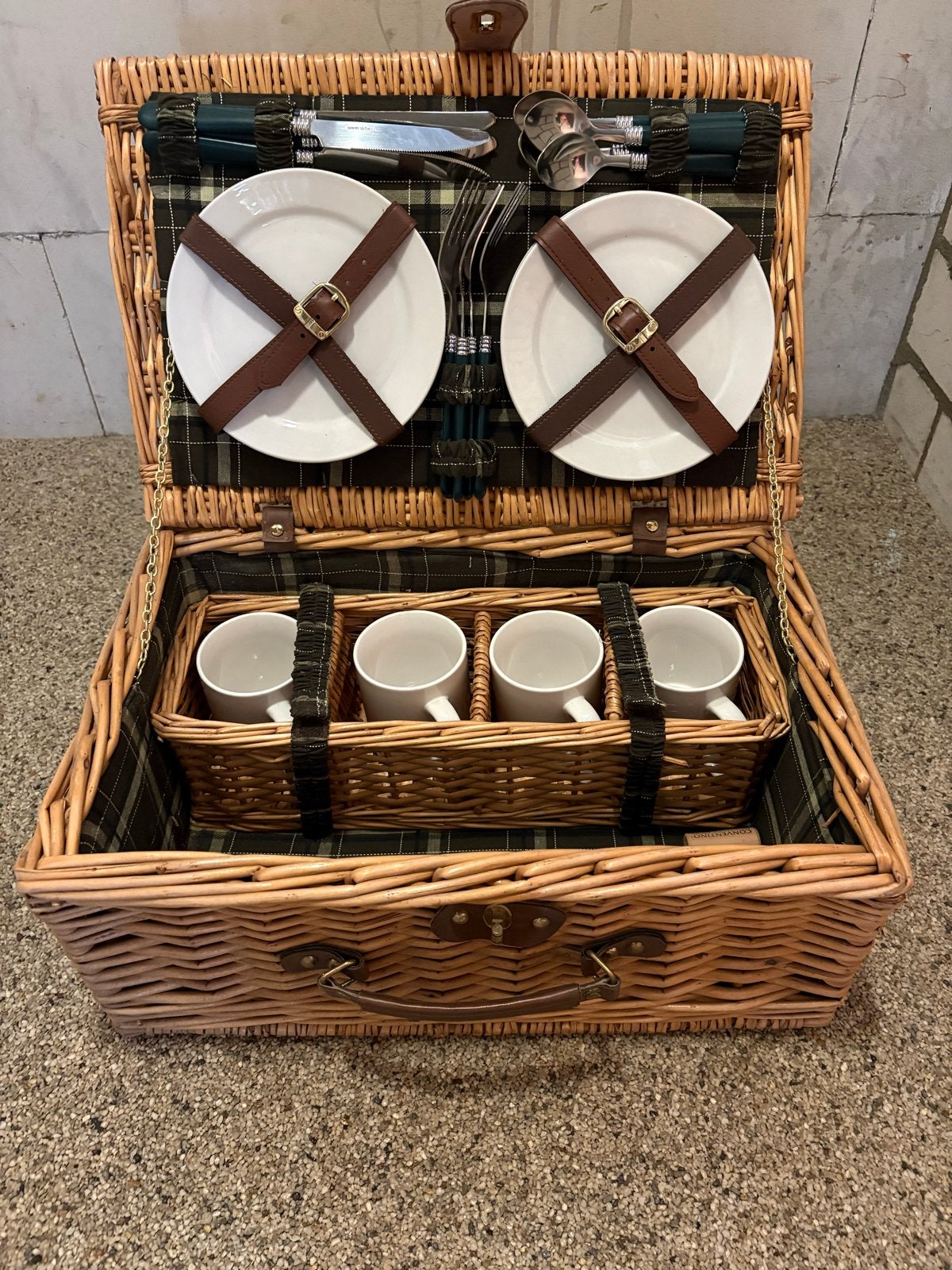 Complete picknickmand met servies en bestek (4 personen), Ophalen, Nieuw
