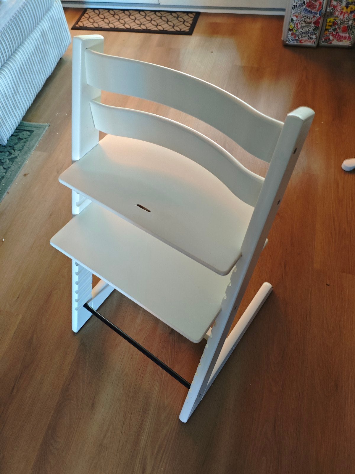 Mooie Tripp Trapp in het wit, in nette staat! nieuw model!, Ophalen of Verzenden, Zo goed als nieuw, Meegroeistoel