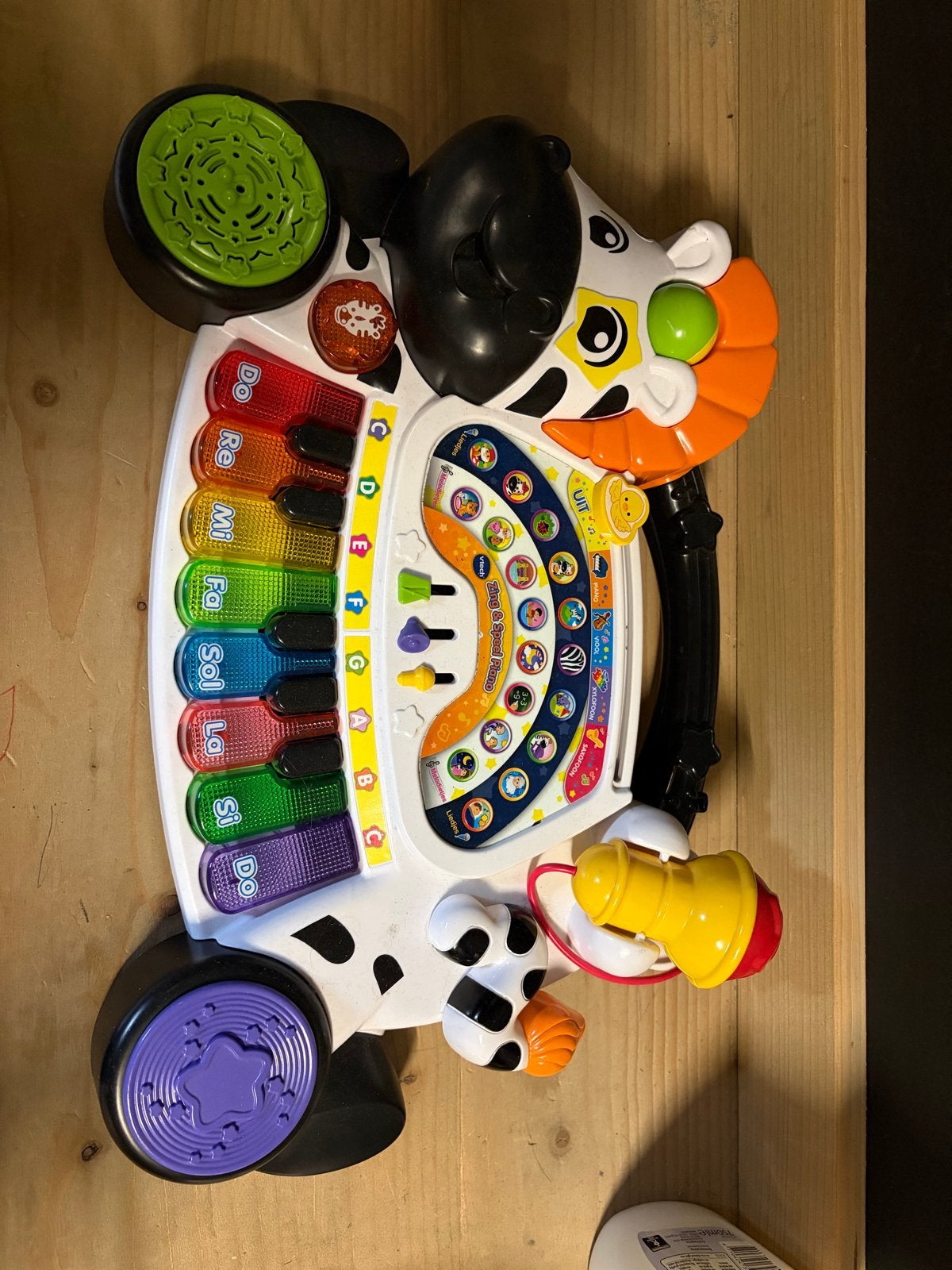 VTech Zebra Muziekpiano met Microfoon - Liedjes & Geluiden, Ophalen, Zo goed als nieuw, Speelkleed, Met licht
