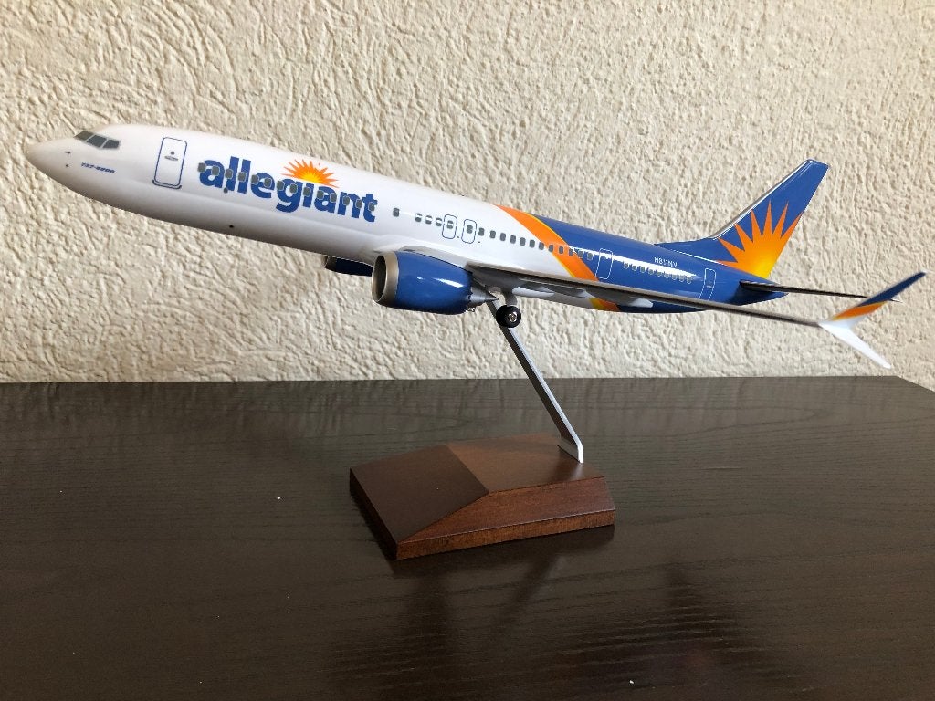 Allegiant Boeing 737 Max8  schaal 1:100, Overige merken, 1:72 tot 1:144, Nieuw, Ophalen of Verzenden
