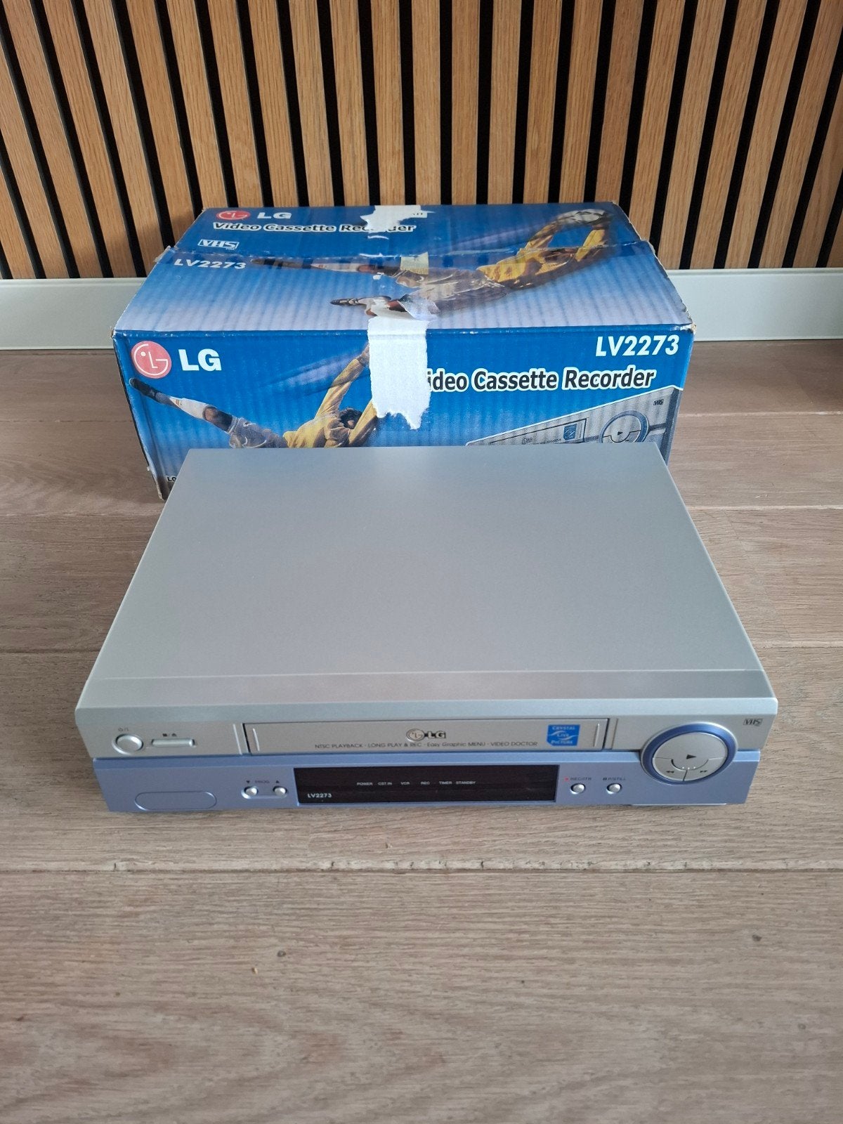 LG LV2273 Videorecorder Nieuw, Ophalen of Verzenden, Nieuw, VHS-speler of -recorder