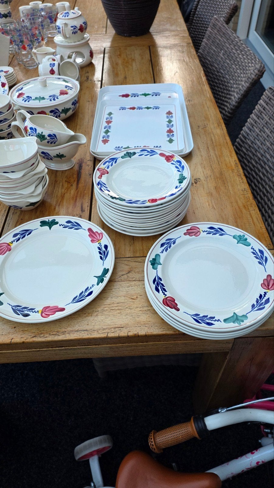 Boerenbont servies e.d., Ophalen, Aardewerk