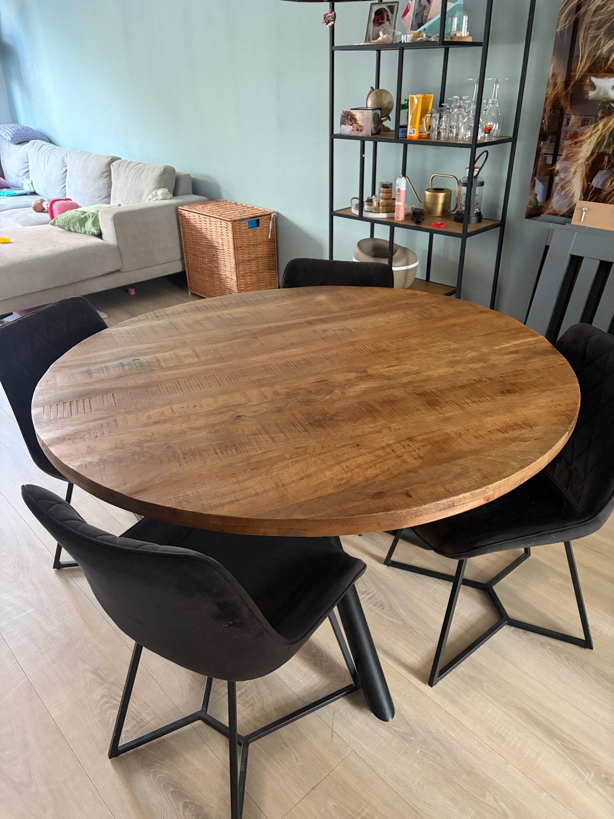 Ronde eettafel van elonora en 4 stoelen, Ophalen, Gebruikt, 100 tot 150 cm, Rond