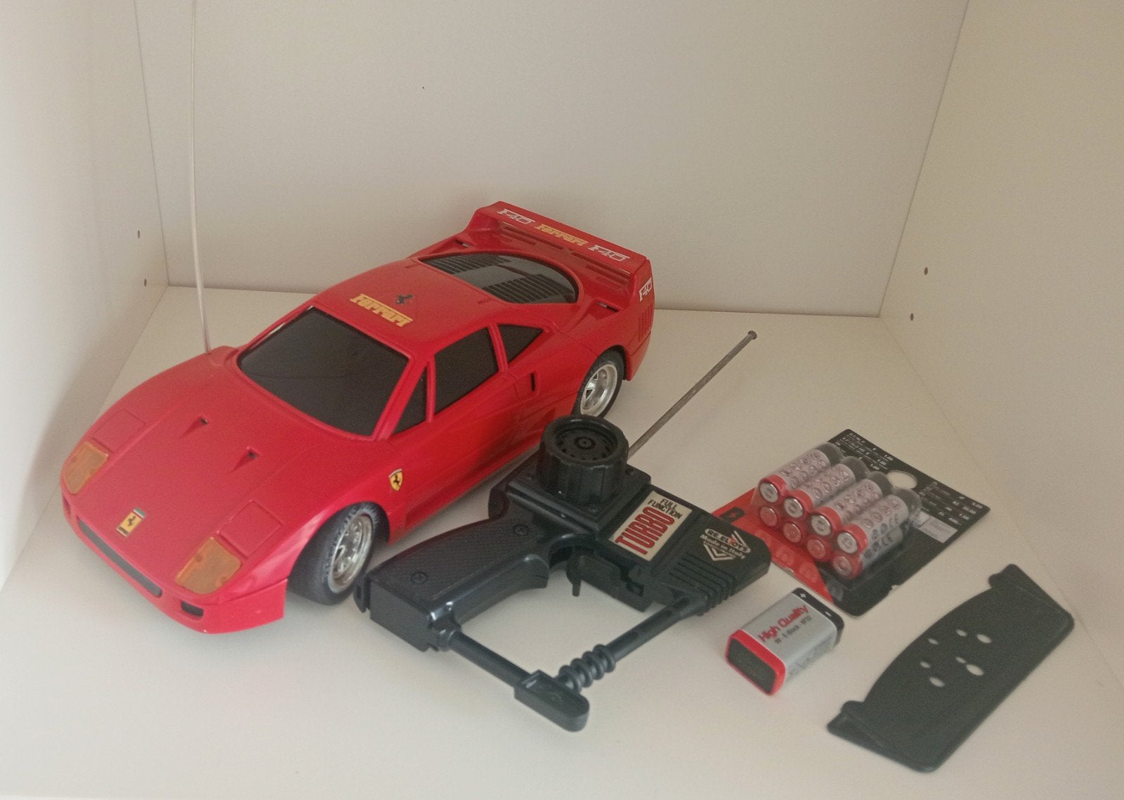 Vintage RC Ferrari F40 scale 1:12, Ophalen of Verzenden, Overige schalen, Auto onroad