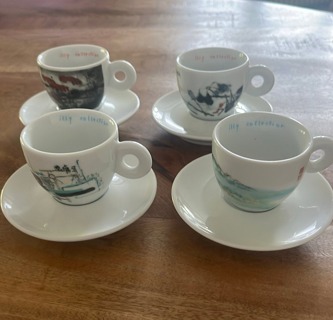 Illy Art Collection 1995 - 4 kopjes en schotels., Ophalen of Verzenden, Zo goed als nieuw, Porselein, Kop en/of schotel