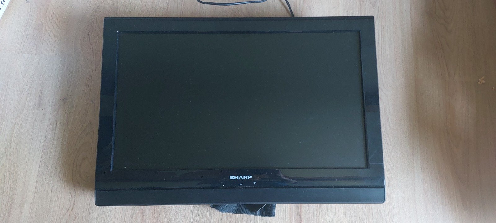 Sharp LCD 26 inc met afstandsbedienin, Ophalen, LCD, Zo goed als nieuw, Sharp