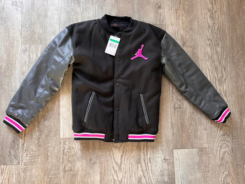 Nike Jordan jas maat 164 NIEUW, Kinderen en Baby's, Kinderkleding | Maat 164, Ophalen of Verzenden, Nieuw, Meisje, Jas