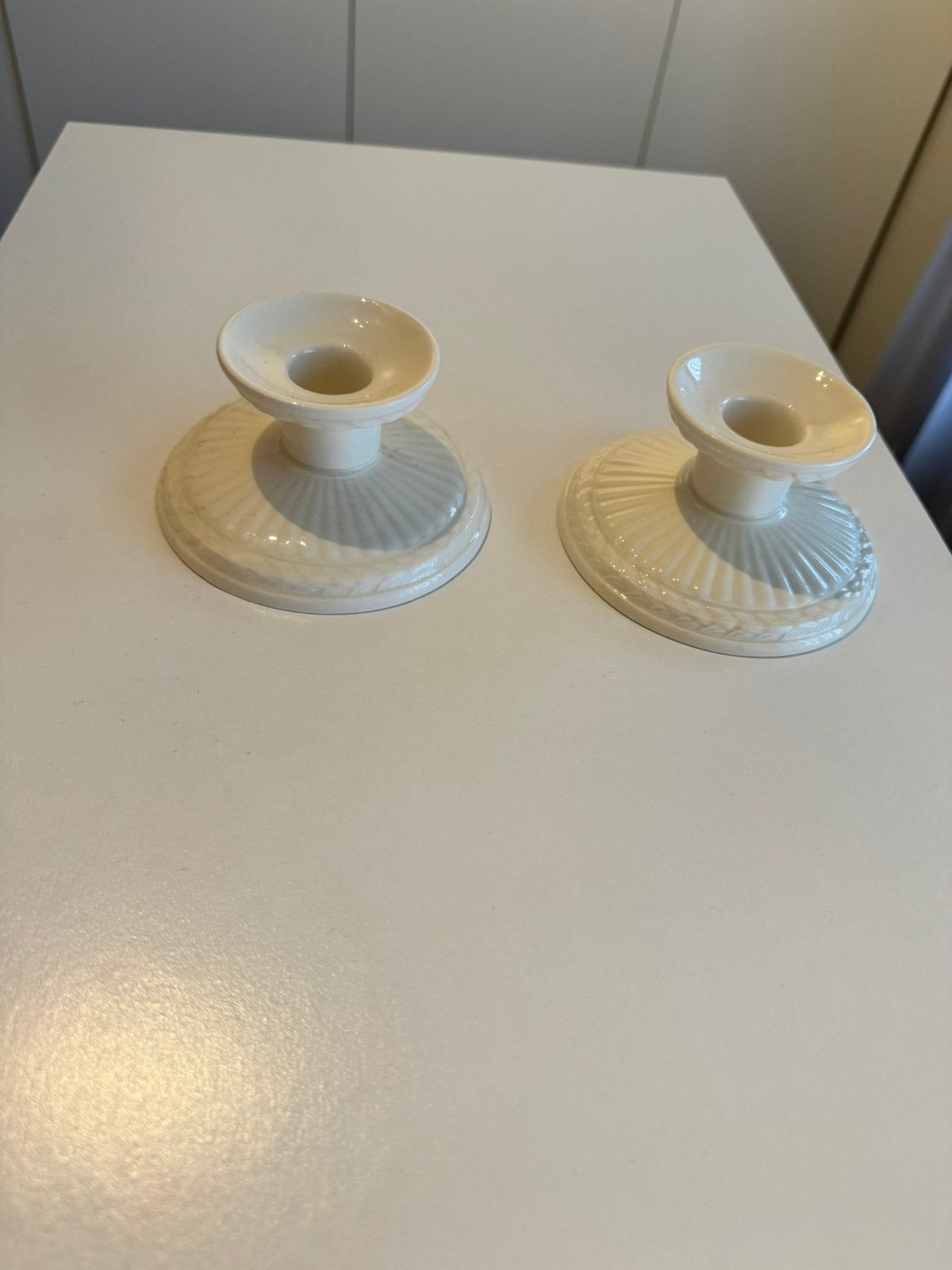 2 lage kandelaars Wedgewood Edme, Ophalen of Verzenden, Zo goed als nieuw