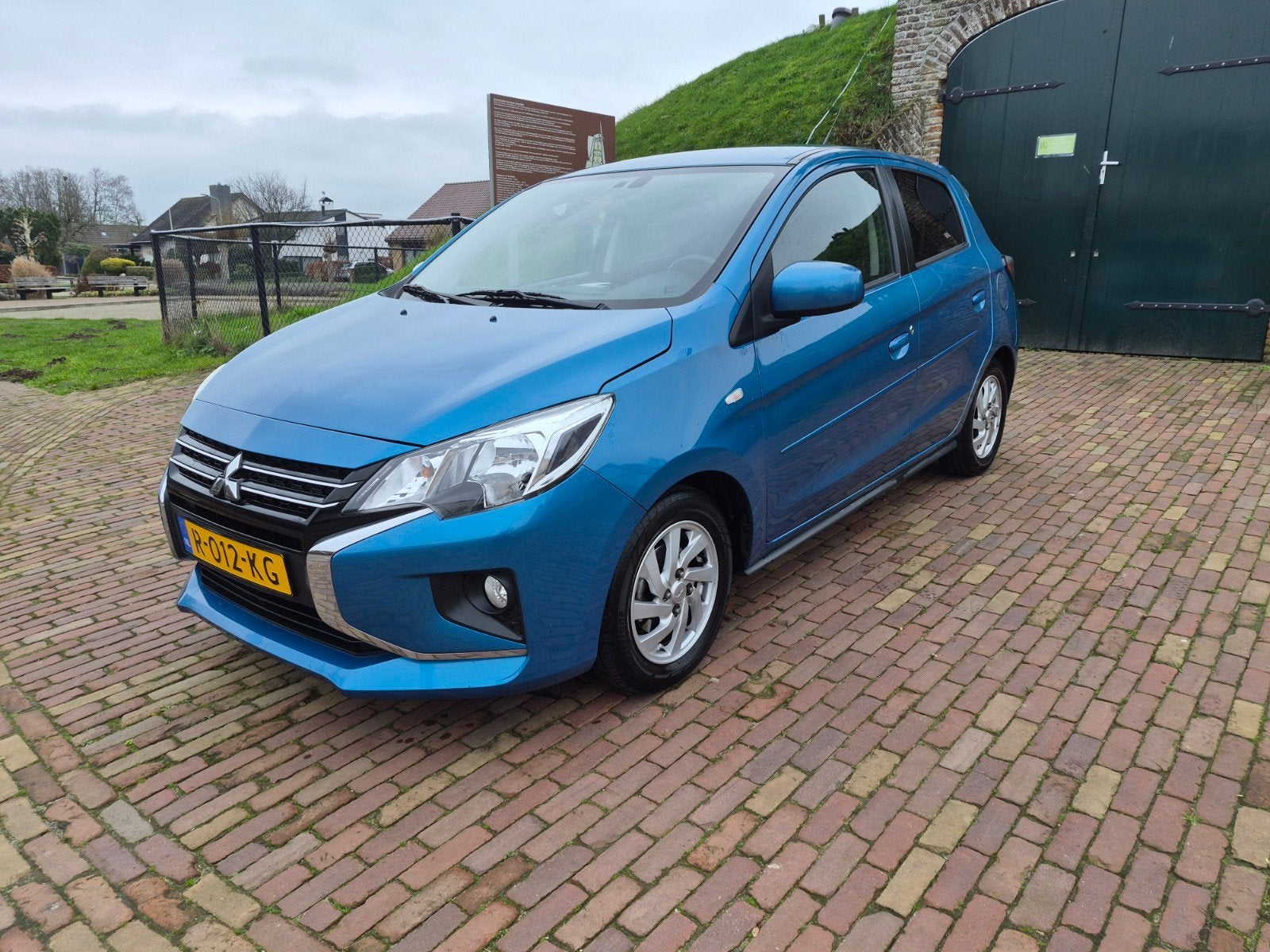 Mitsubishi Space Star 1.2   71pk, Voorwielaandrijving, 200 kg, 4 cilinders, 850 kg