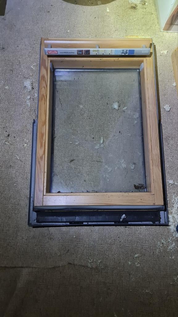 Kozijn met Klapraam en dubbel glas, Doe-het-zelf en Verbouw, Ophalen, Gevelraam of Ruit, Gebruikt, Minder dan 80 cm