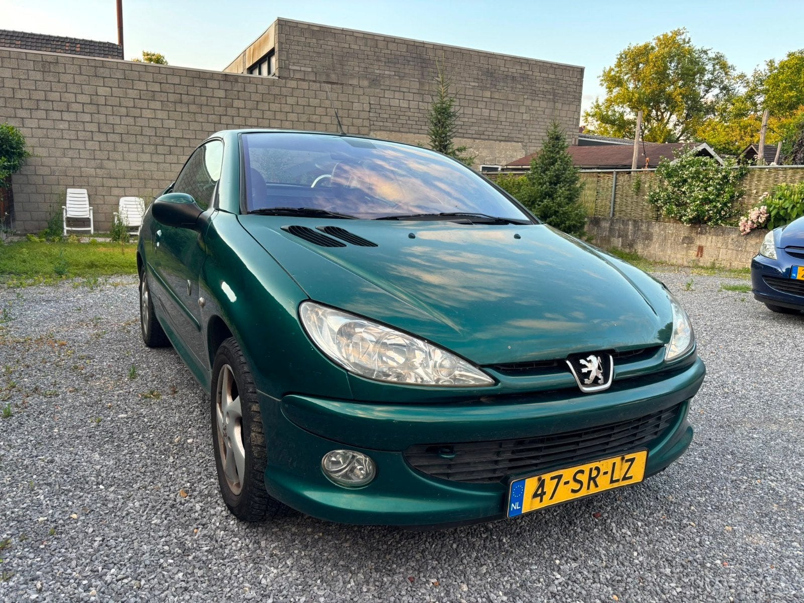 Roland Garros Peugeot 206 1.6 16V CC 2002 Groen, Auto's, Peugeot, Voorwielaandrijving, 4 cilinders, Cabriolet, 49 €/maand